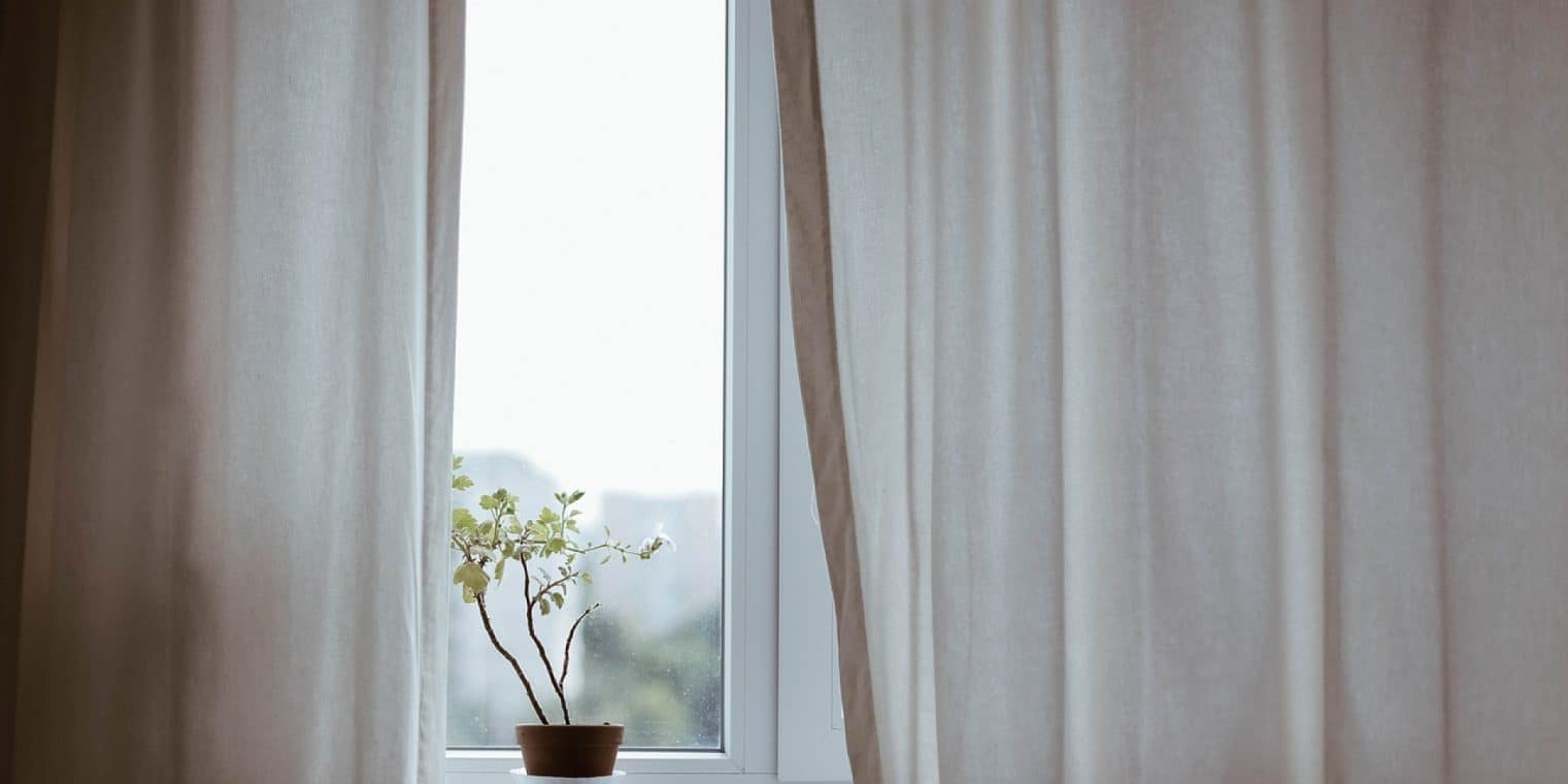 Et si vous passiez par une entreprise pour le nettoyage de vos vitres ?