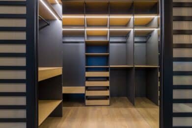 amoire dressing design