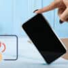 Pourquoi éteindre votre smartphone chaque nuit pendant 5 minutes